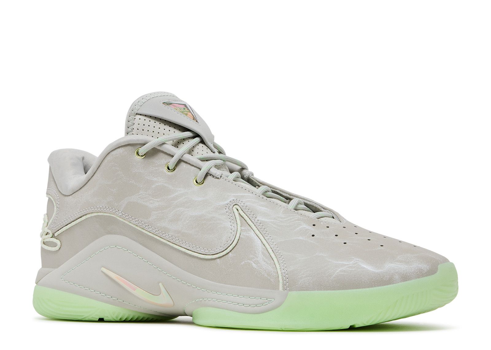 LeBron 22 'Dunkman' - Nike - FZ1094 002 - light bone/soft pearl