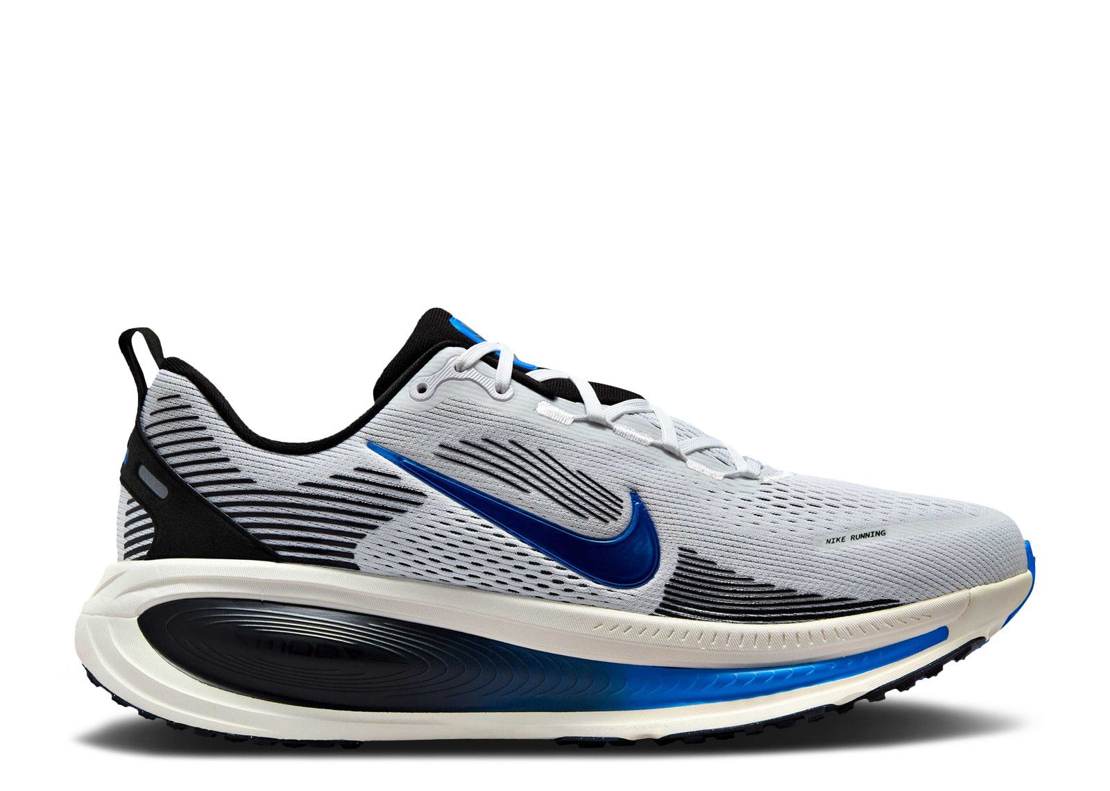 Nike Vomero 18 スポーツシューズ 7.5 UK Nike Vomero 18 Men's Road Running Shoes. Nike.com