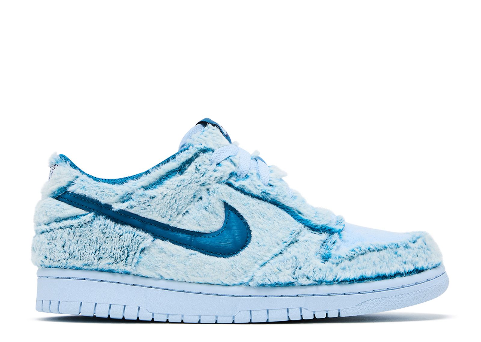 The Powerpuff Girls X Dunk Low Pro SB QS PS 'Blossom' - Nike