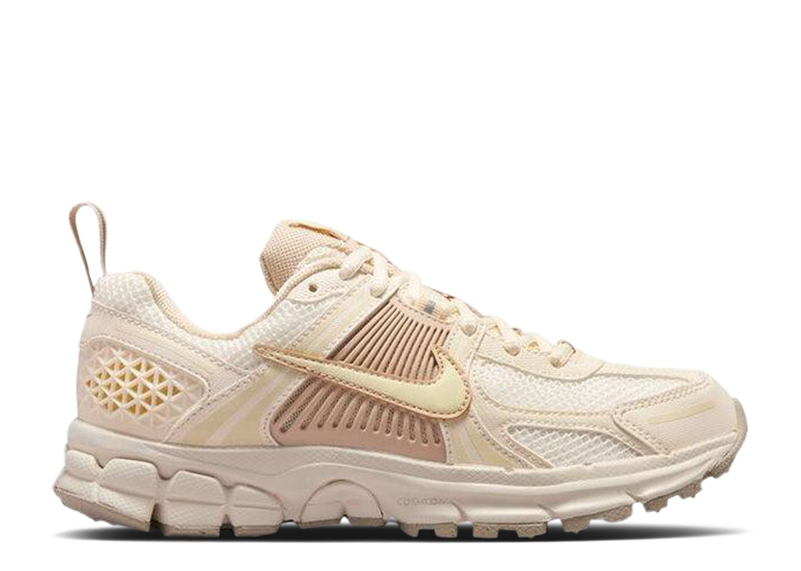 P 6000 'Athletic Department' - Nike - FJ5443 113 - coconut milk
