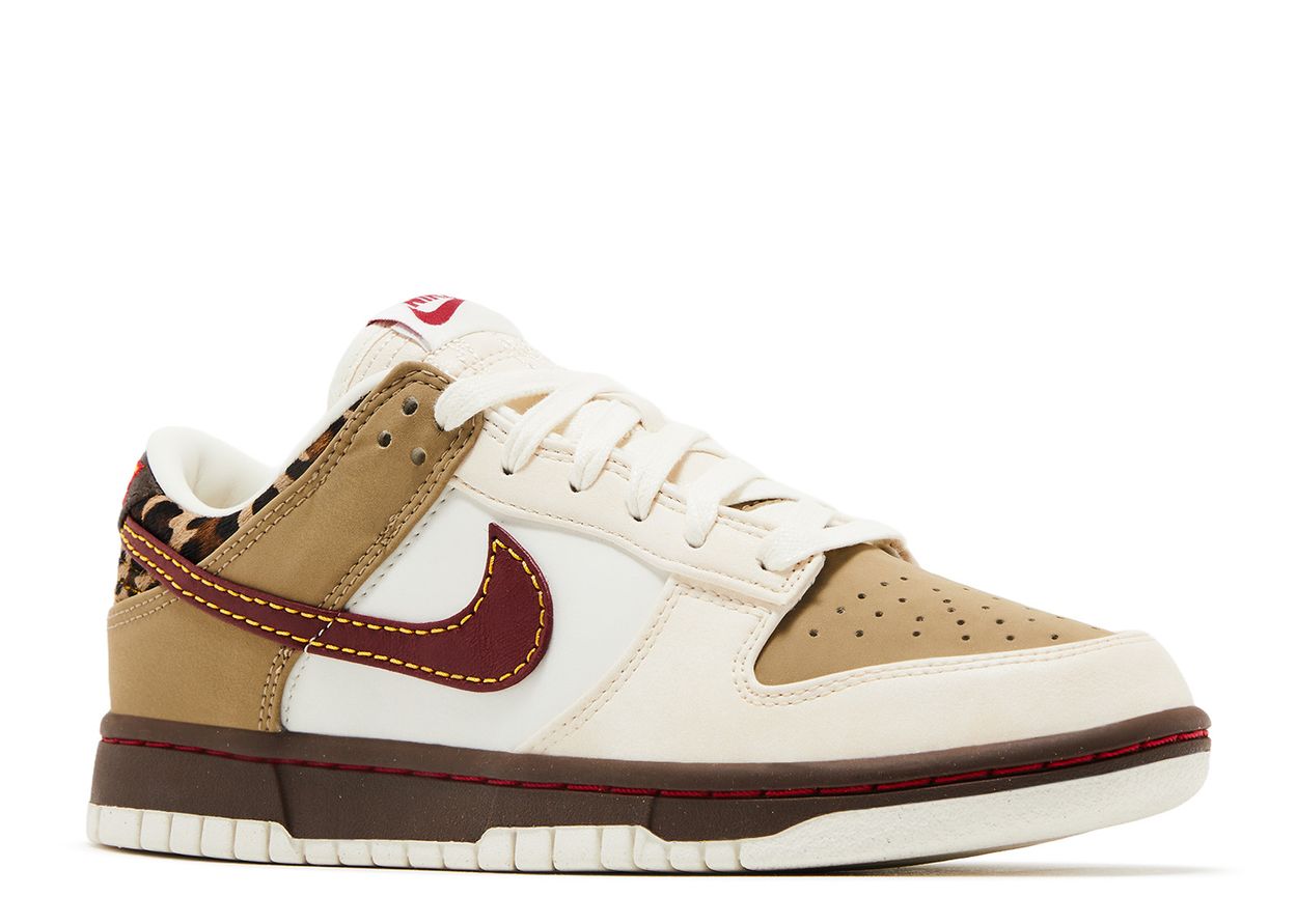 Nike Wmns Dunk Low 'Khaki Team Red'