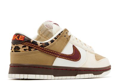Nike Wmns Dunk Low 'Khaki Team Red'
