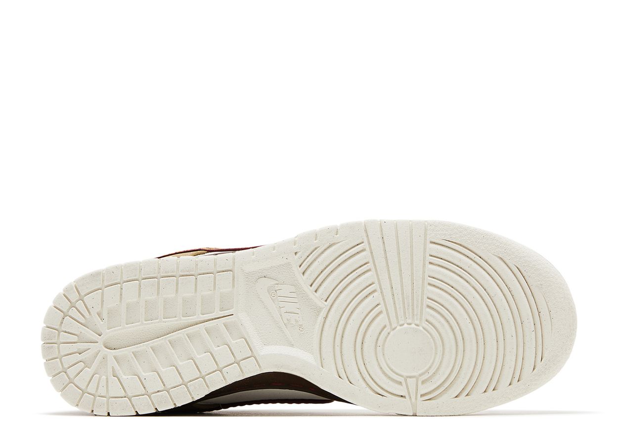 Nike Wmns Dunk Low 'Khaki Team Red'