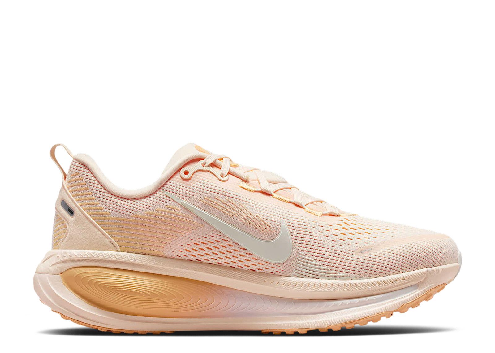 Wmns Nike Vomero 18 'Guava Ice Orange Chalk'