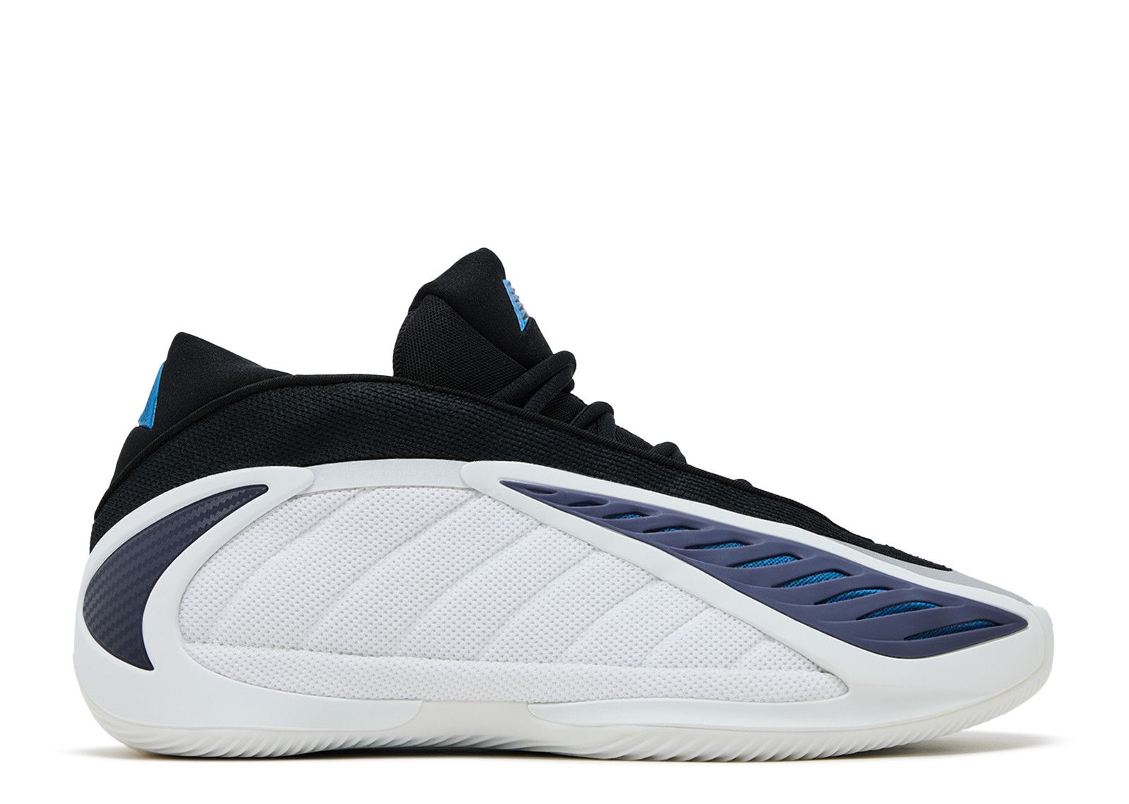 AE 2 'Alphadog' - Adidas - JQ9493 - footwear white/core black