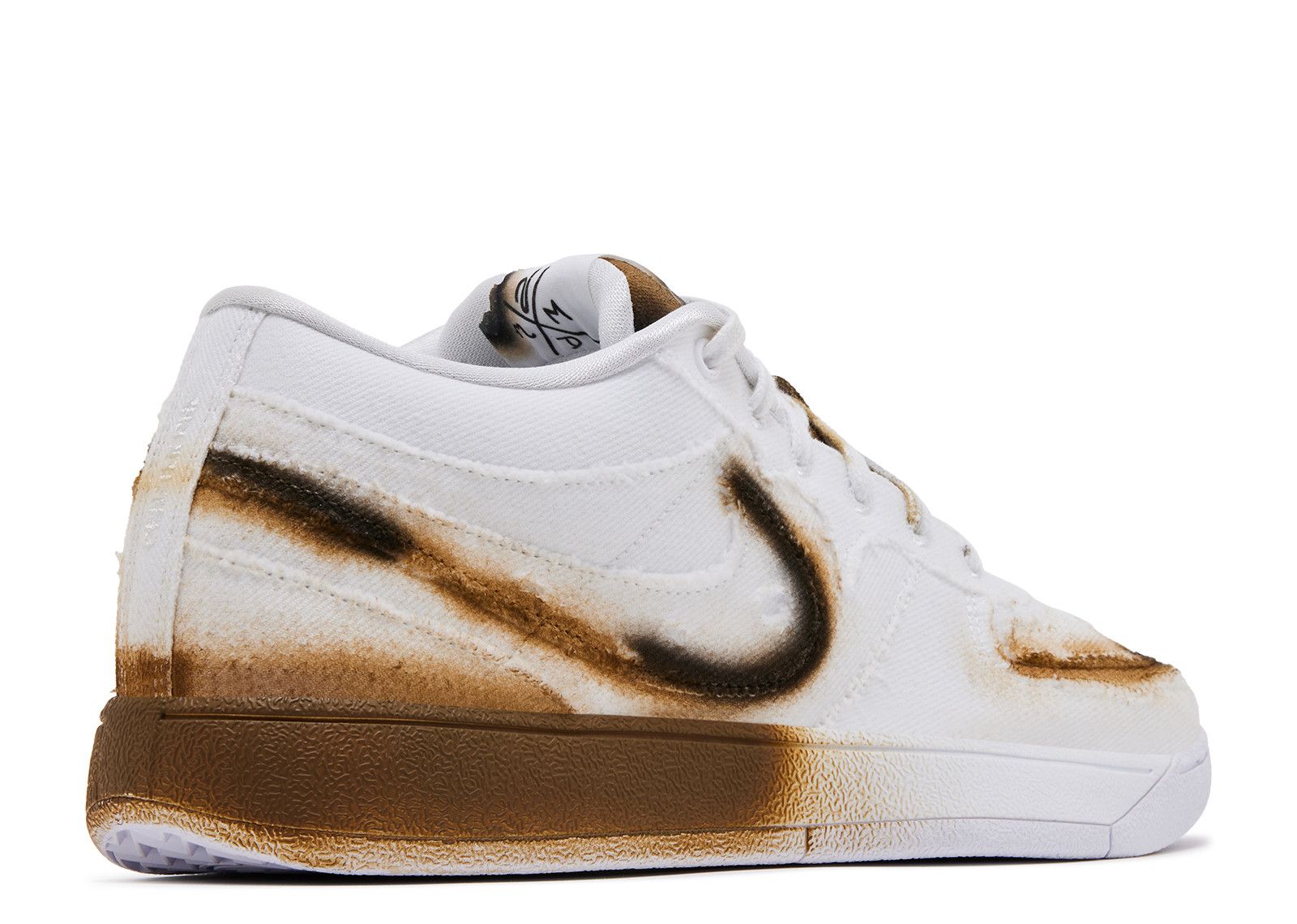 Book 1 'Torched' - Nike - IO9987 100 | Flight Club