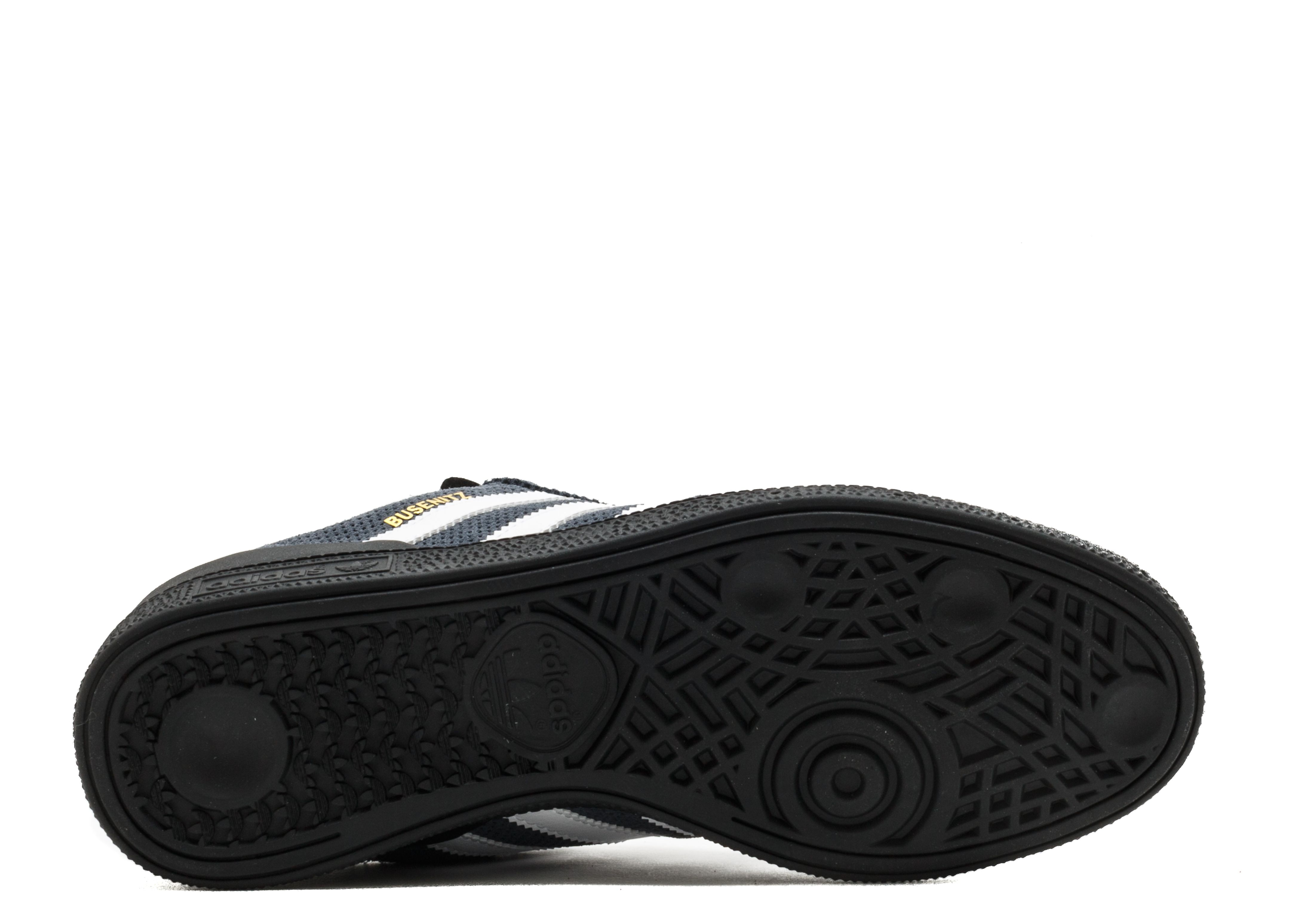 adidas BUSENITZ27.5 F37871 レアカラー