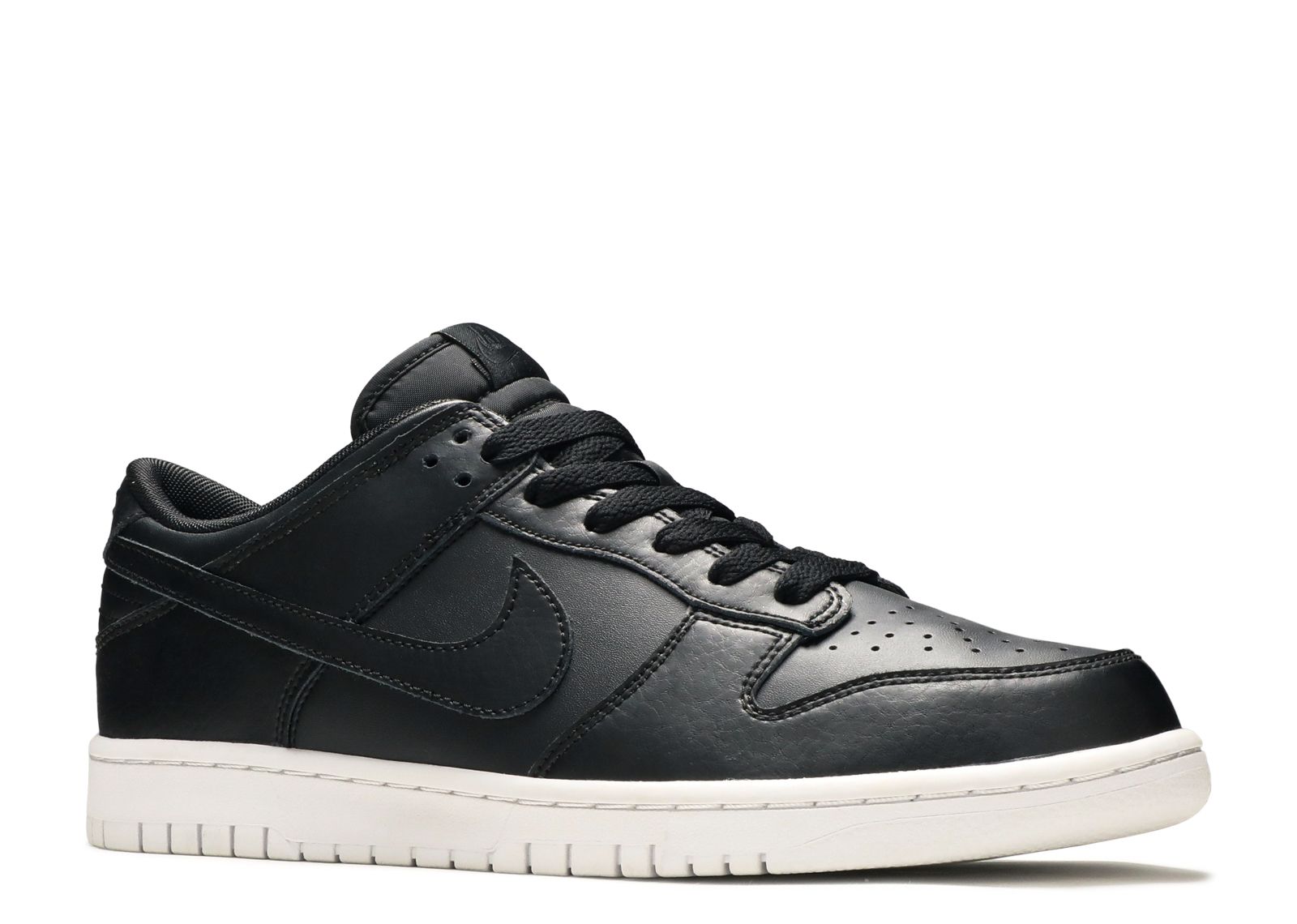 Nike low black. Nike Dunk Low черные. Nike SB Dunk Low Dark Grey Black Gum.