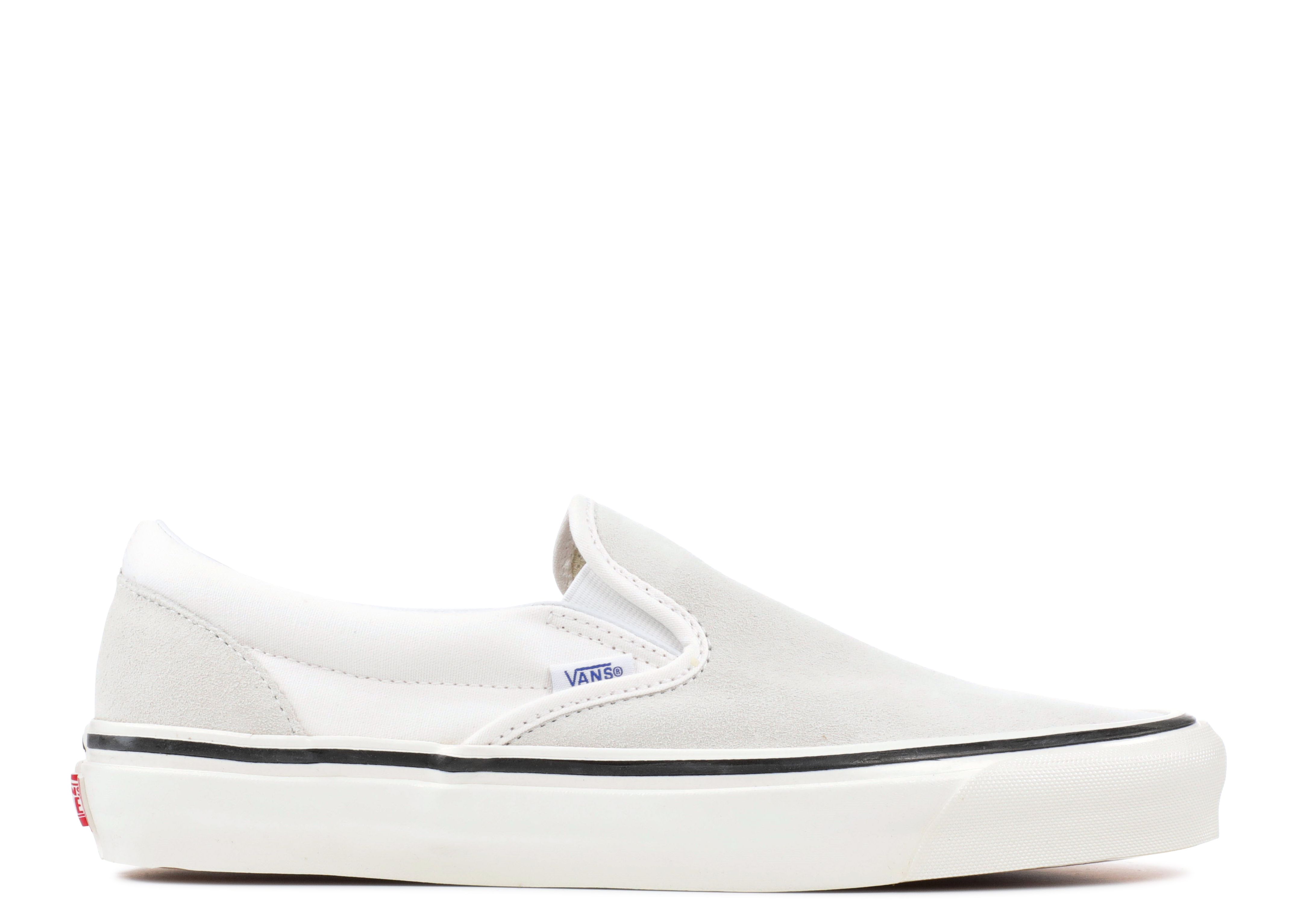 vans anaheim slip on white