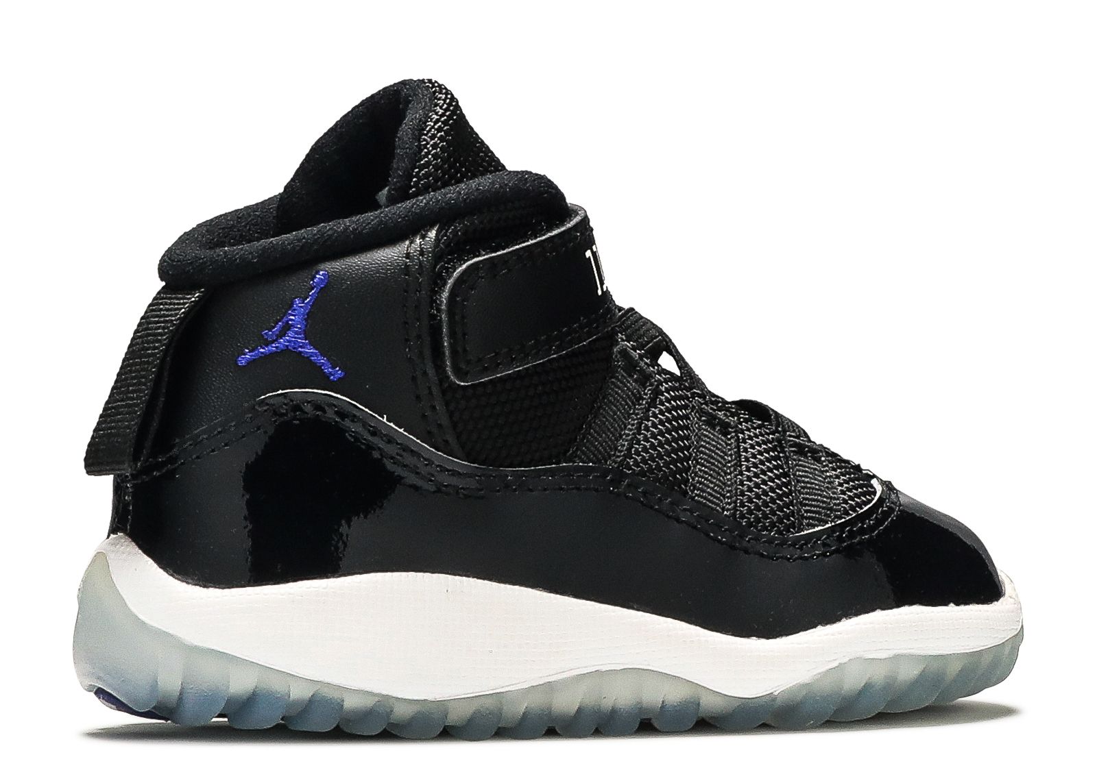 jordan 11 space jam flight club