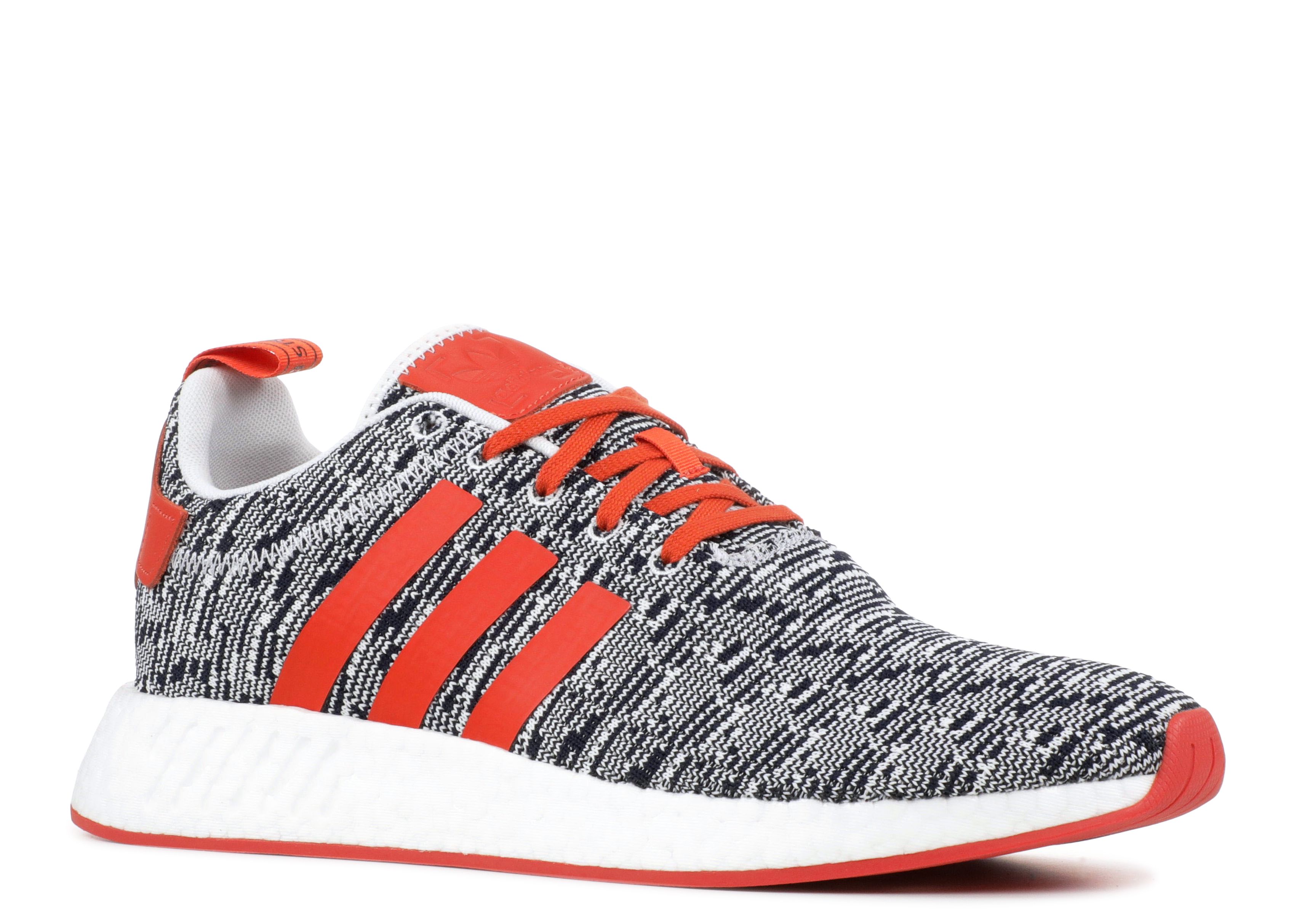 adidas gazelle silver green womens Adidas NMD R2 Black Gum main image 1