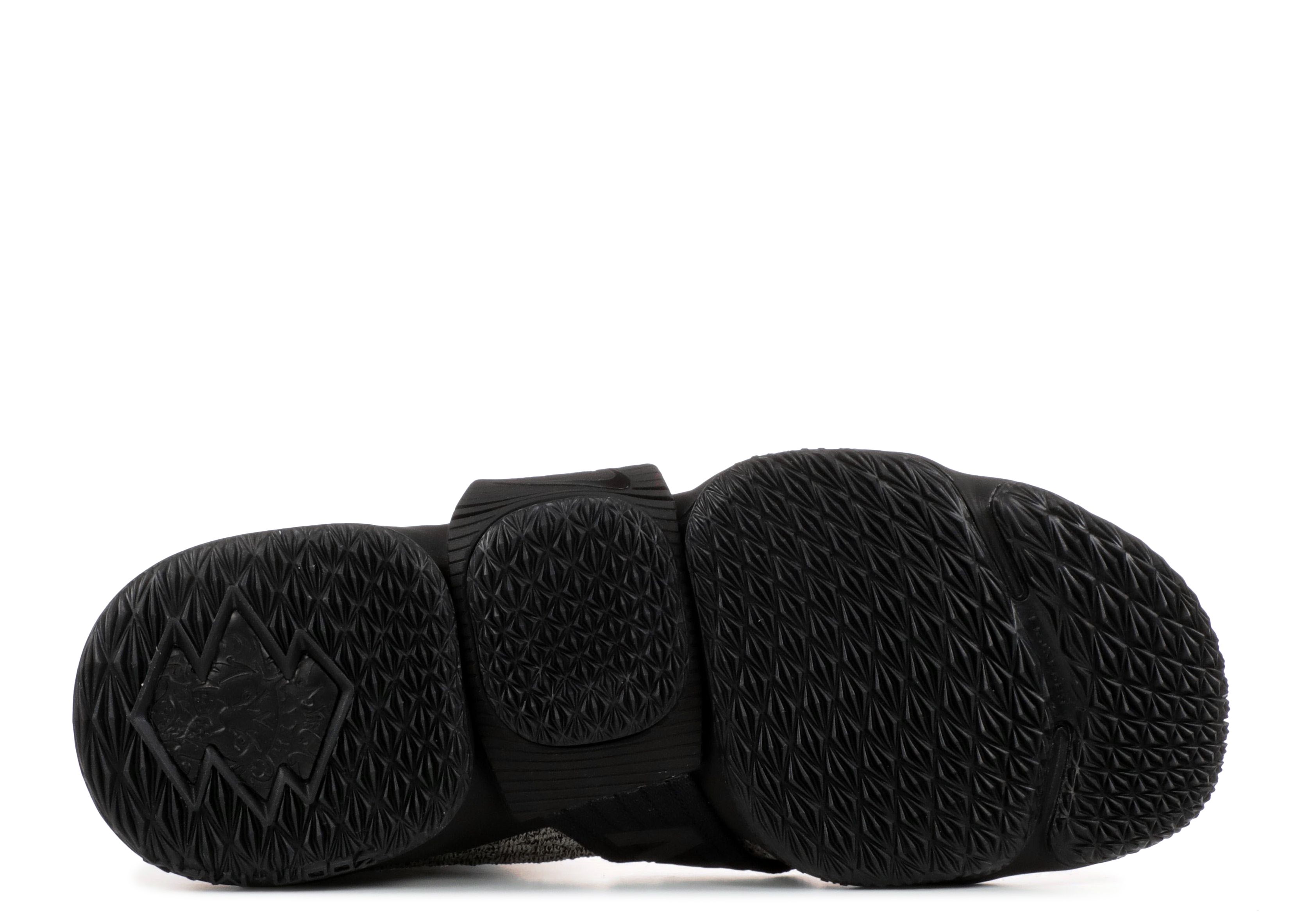 Kith X LeBron Lifestyle 15 'Concrete' - Nike - AO1068 100 - black 