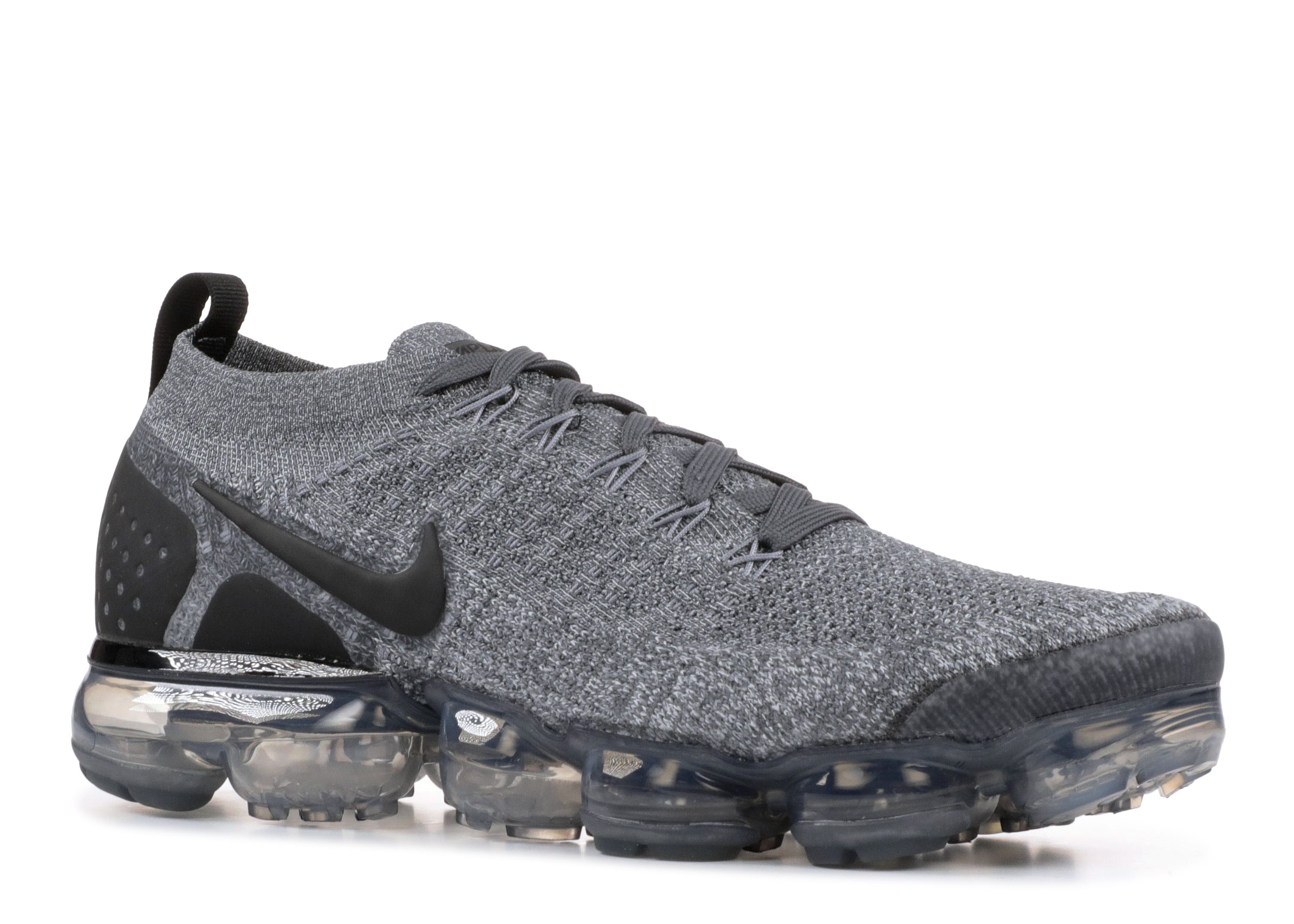 dark grey vapormax flyknit