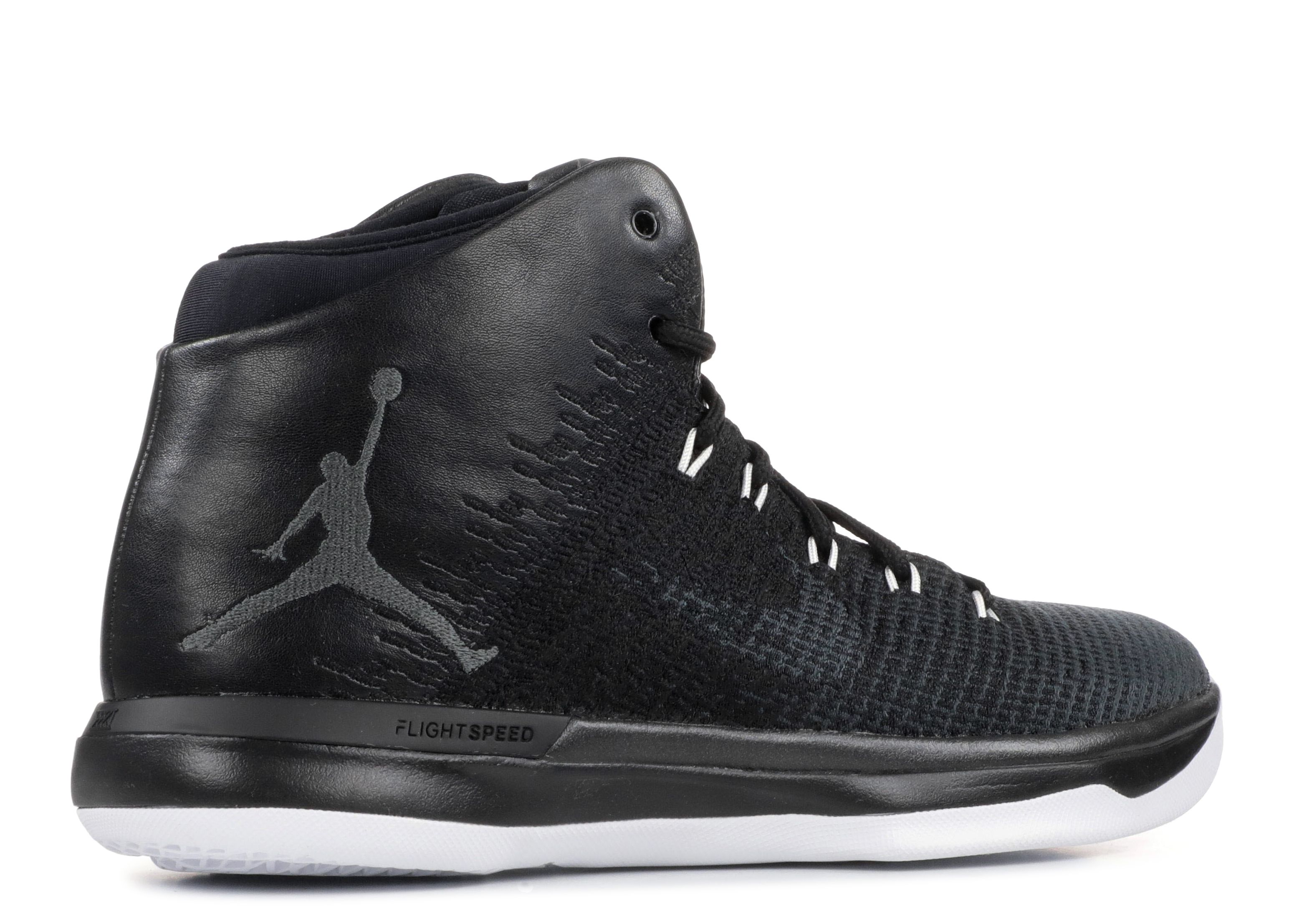 Jordan 31 hotsell black and white