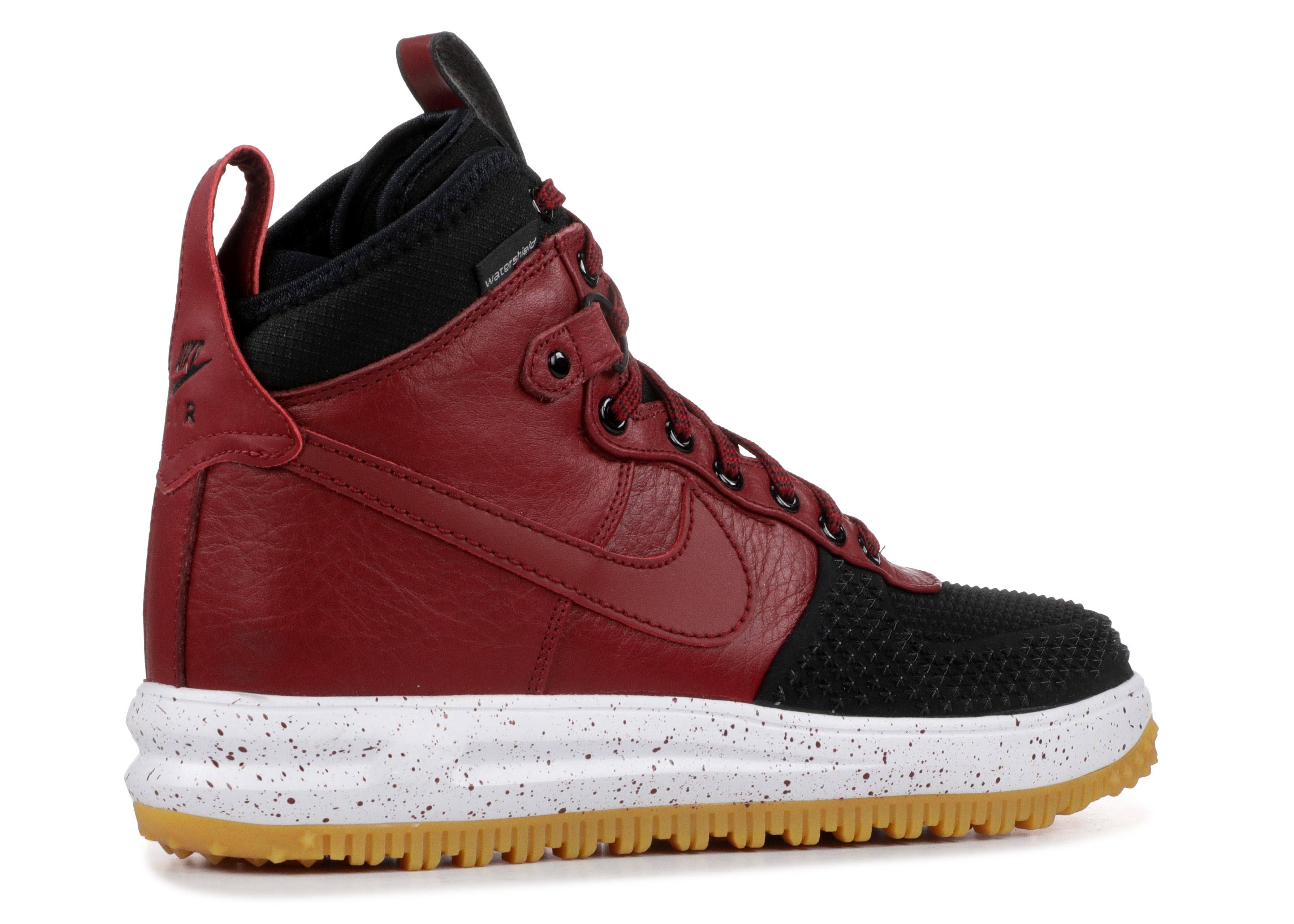 Nike on sale duckboot red