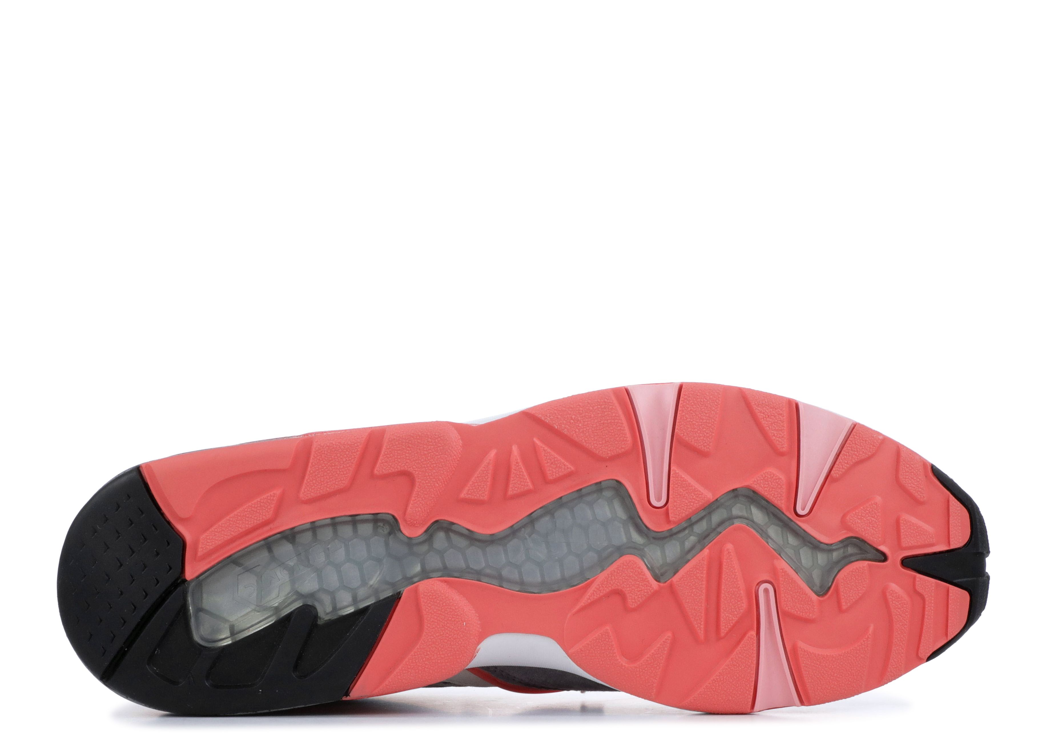 Staple X Blaze Of Glory OG 'Pigeon' - Puma - 361616 01 - silver