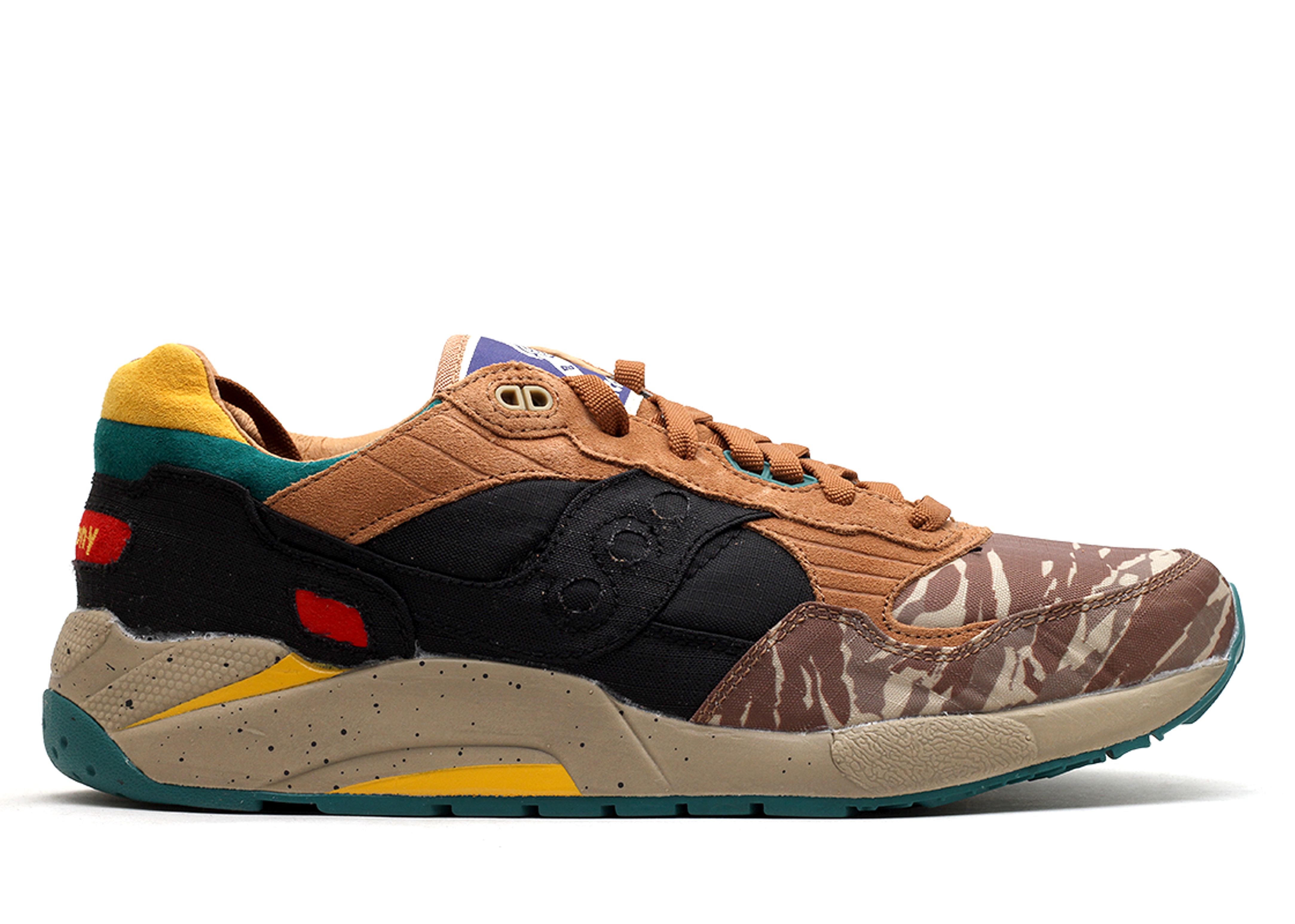 Bodega X G9 Shadow 5 Tiger Camo Saucony 70090 2 black tan